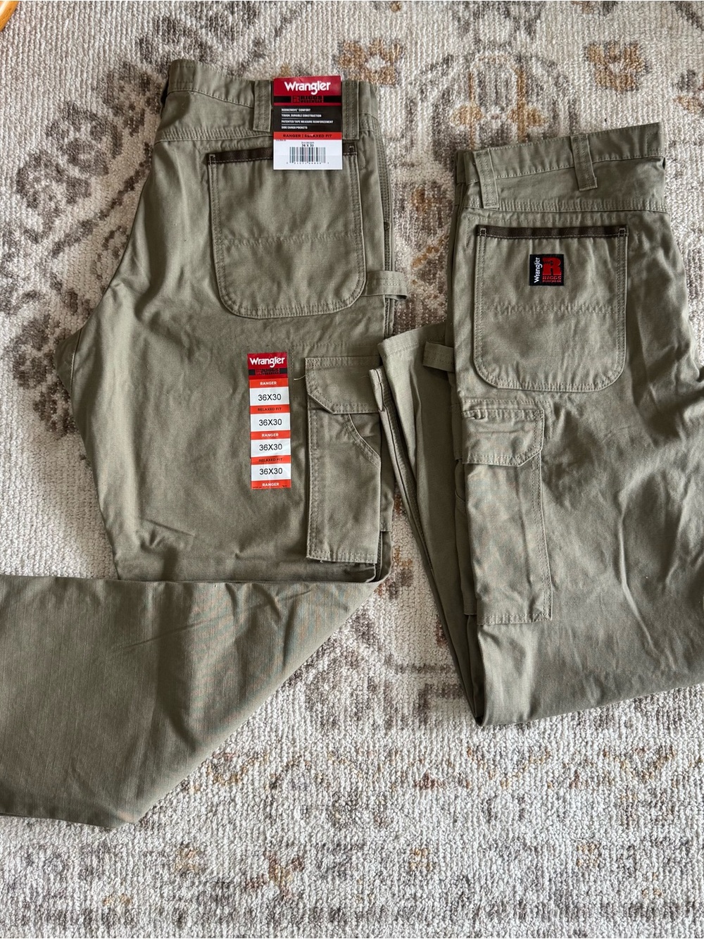 Wrangler Men's Cargo Pants in Olive - Riggs Workwear - 2 pair - 36 x 30